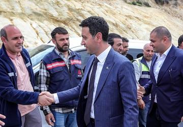 Başkan Önal, şantiyede işçilerle buluştu