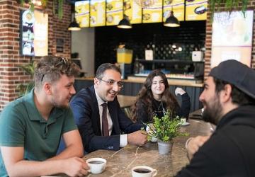 Yiğit'ten öğrencilere yardımcı kaynak desteği