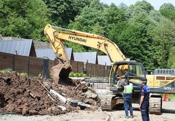Kartepe'de Kaçak Bungalovlar Yıkıldı