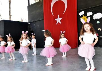 Bornova'da 23 Nisan Coşkusu