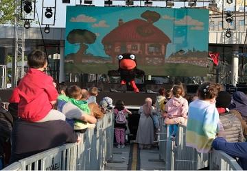 Ege ile Gaga çocukların neşesine neşe kattı