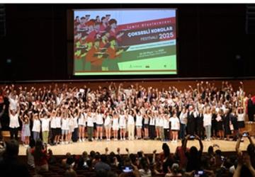 İzmir Uluslararası Çoksesli Korolar Festivali'nde muhteşem final