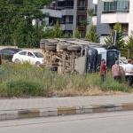 Adıyaman’da TOKİ şantiyesinden çıkan kamyon devrildi: Şans eseri yaralanan olmadı