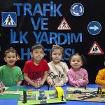Trafik kurallarını eğlenerek öğrendiler