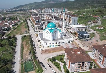 Derince Ahmet Yesevi Camii'ne estetik dokunuş