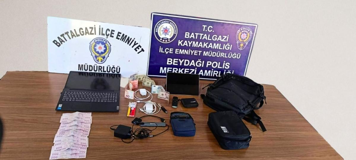 Otomobilden hırsızlığa gözaltı Otomobilden hırsızlığa gözaltı