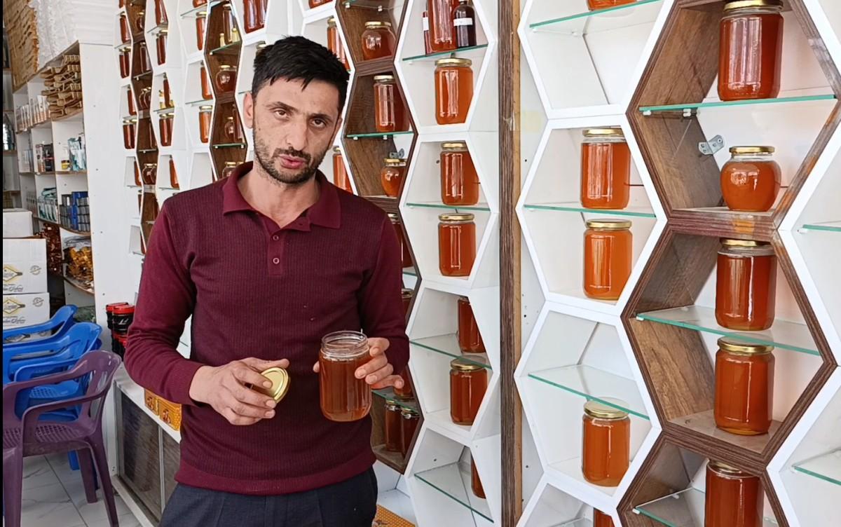 Sincikli üretici Şevket Sayım: 'Sincik Balı pazarda hak ettiği değeri görmüyor' Sincikli üretici Şevket Sayım: 'Sincik Balı pazarda hak ettiği değeri görmüyor'
