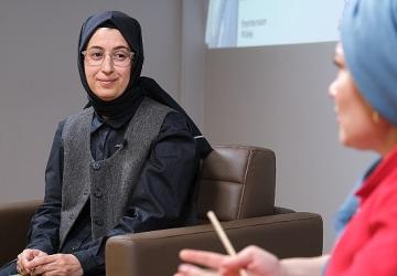 Başka Sorular Söyleşi Programı'nın Nisan ayı konuğu Serap Ekizler Sönmez oldu!