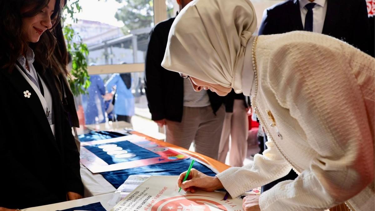 Türkiye için nüfus alarmı: 'Doğurganlık hızı alarm seviyesinde' Türkiye için nüfus alarmı: 'Doğurganlık hızı alarm seviyesinde'