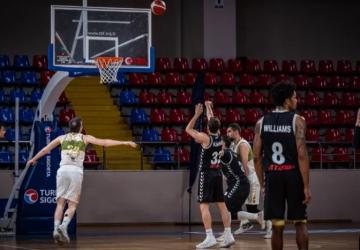Konya Büyükşehir Belediyespor'dan Play-off Yolunda Kritik Zafer