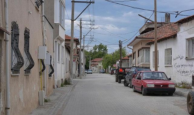Burhaniye Belediyesi'nden kapsamlı yol seferberliği Burhaniye Belediyesi'nden kapsamlı yol seferberliği