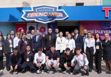 Robot Yarışmasında Ödüller Sahiplerini Buldu Robot Yarışmasında En İyi Robotlar Ödüllerini Aldı