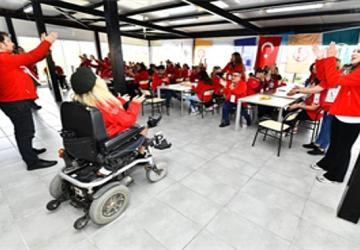 Büyükşehir'in izcilik kampı ile iyilik dolu bir yolculuk