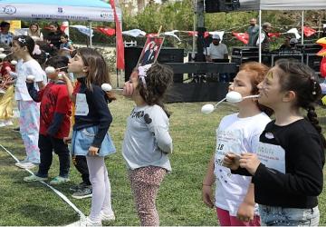 25. Uçurtma Şenliği'nde Binlerce Uçurtma Gökyüzüne Uçtu