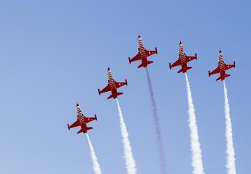 29 Nisan'da KKTC'de Gökyüzü Kırmızı Beyaz Olacak