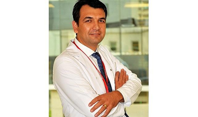 Yüzde Ani Gelişen Asimetrik Görünüm İnme Belirtisi Olabilir! Yüzde Ani Gelişen Asimetrik Görünüm İnme Belirtisi Olabilir!