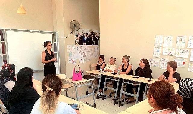 Çiğli Belediyesi'nden anneler için bilgilendirici seminer