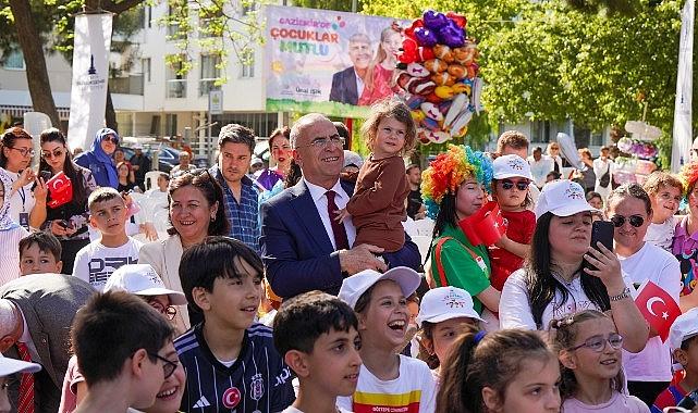 Gaziemir'i 23 Nisan coşkusu sardı