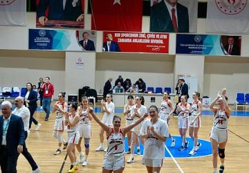 Aslan Yol Burhaniye Belediyespor Play-off'ta