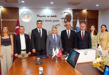 Ege Üniversitesi Meslek Yüksekokulu ve İzmir Doğalgaz Arasında “Sanayi İş Birliği Protokolü" imzalandı