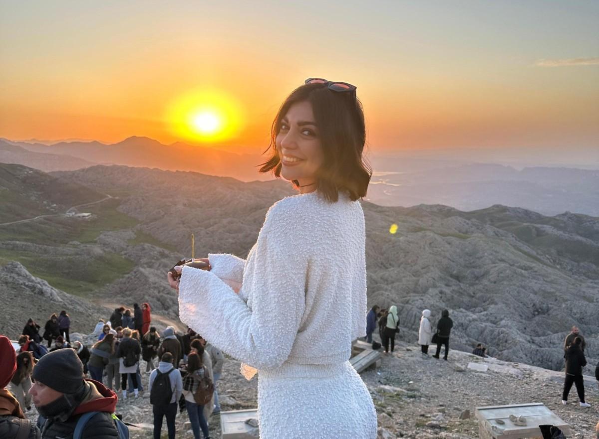 Nemrut’ta hayalindeki doğum gününü gerçekleştirdi