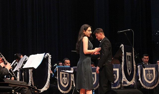 EÜ'nün 70. yılına özel Hava Eğitim Komutanlığı Bandosundan konser