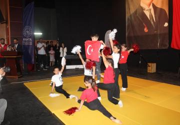 Kahta’da 19 Mayıs coşkusu kortejle başladı, Kültür Merkezi’nde zirveye ulaştı