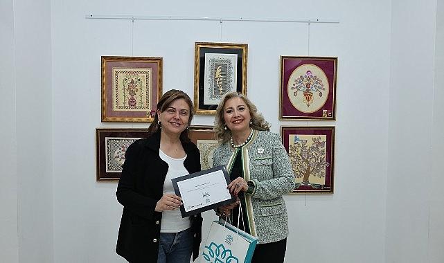 Ebru ve Kaat'ı sergisi Konak Kültürevi'nde