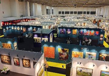 İzmir'de sanat ve antika fuarına yoğun ilgi