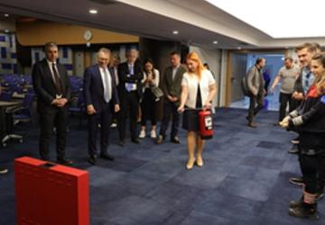 İzmir'de turizm işletmeleri afet güvenliği için toplandı