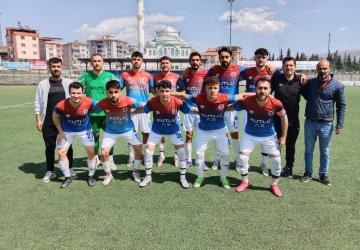 Kahta 02 Spor, Gölbaşı'nı 4-1 mağlup ederek BAL'da kaldı
