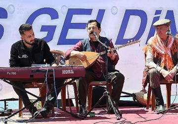 Oraklar'da Hıdırellez Coşkusu: Yörük Kültürüyle Bütünleşen Festivalde Bahar Şenliği