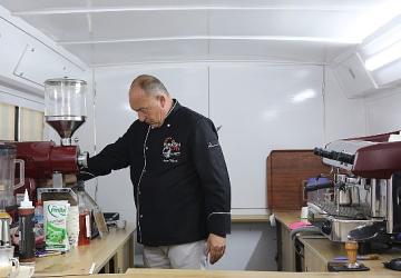 Efes Selçuk Belediyesi ve Meslek Fabrikası'ndan İstihdama Katkı: Barista Kursu Tamamlandı
