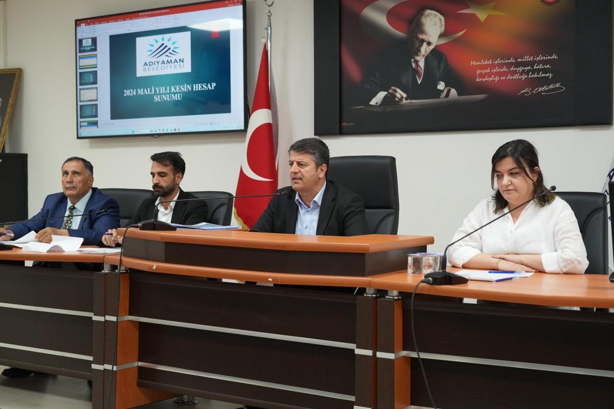 Belediye meclisi Mayıs ayı toplantısı, Tutdere: 'Adıyaman’a değer katacak projeleri hayata geçiriyoruz' Belediye meclisi Mayıs ayı toplantısı, Tutdere: 'Adıyaman’a değer katacak projeleri hayata geçiriyoruz'