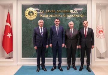 Bakan Kurum’dan yerel yönetimlerle işbirliği mesajı