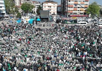 Taraftar, coşkuyla şampiyon Kocaelispor'u bekliyor