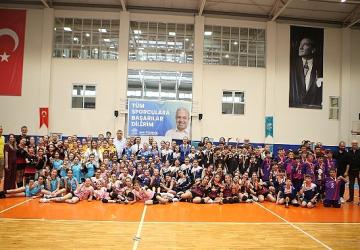 Nilüfer Uluslararası Spor Şenlikleri'nde heyecanlı karşılaşmalar