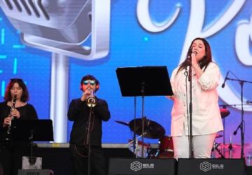 Büyükşehir'in 90'lar Konseri mest etti