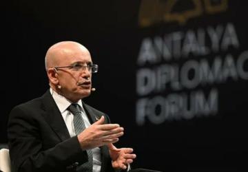 Bakan Şimşek: “Enflasyon düşüş gösteriyor, düşecek, düşmeye devam edecek”