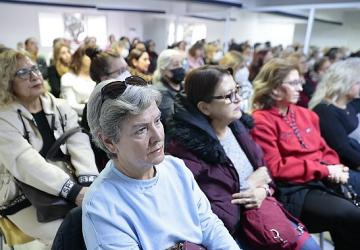 Konak'ta 'Amazonlar El Ele' eğitimleri başlıyor