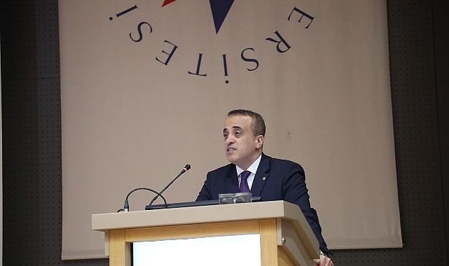 Uzm. Dr. Bekir Aktura: “Sağlık hizmetlerinde ekip çalışması hasta memnuniyetini artırır."