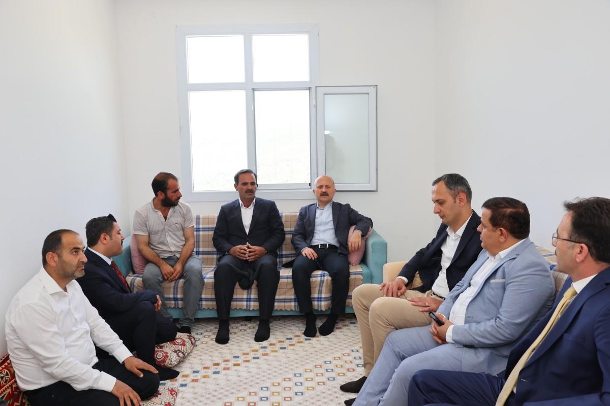 Vali Varol’un köy ziyaretleri devam ediyor Vali Varol’un köy ziyaretleri devam ediyor