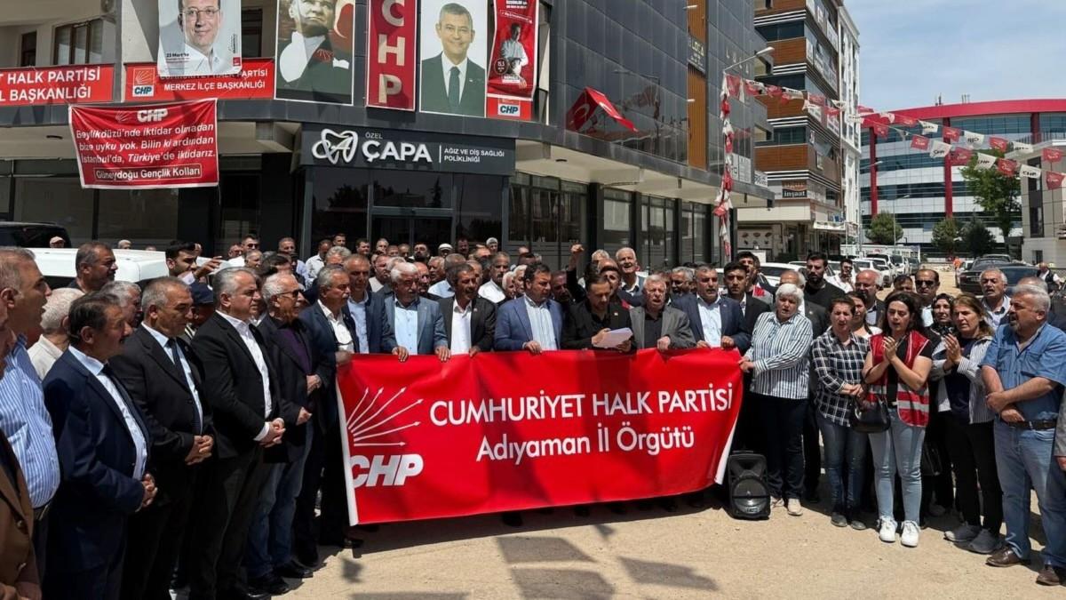 CHP Adıyaman İl Başkanı Engin Doğan: 'Cumhuriyet Halk Partisi korkmaz, geri çekilmez' - Videolu Haber CHP Adıyaman İl Başkanı Engin Doğan: 'Cumhuriyet Halk Partisi korkmaz, geri çekilmez' - Videolu Haber