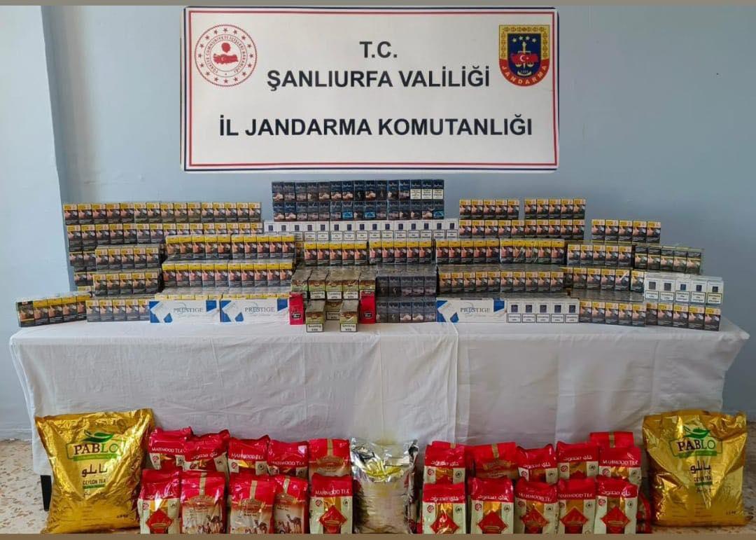 Şanlıurfa’da kaçakçılık operasyonu: Tonlarca kaçak ürün ele geçirildi Şanlıurfa’da kaçakçılık operasyonu: Tonlarca kaçak ürün ele geçirildi