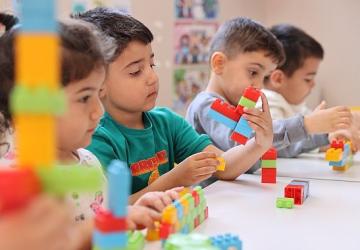 Buca'da sevgi dolu eğitimin adı: Çınar Anaokulları