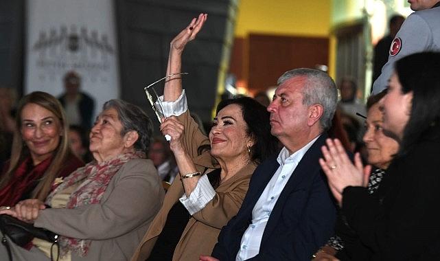 Türkan Şoray'a Osmangazi'de sevgi seli
