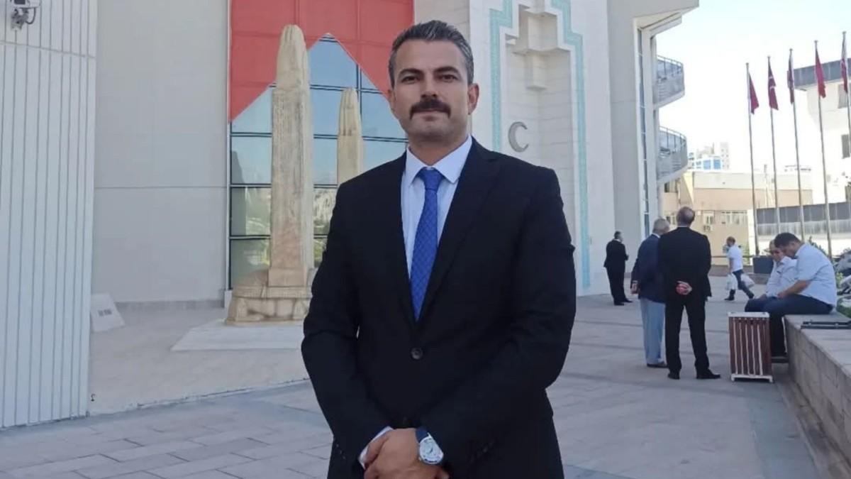 MHP İl Başkanı Önat’tan Ülkücü Şehitler için anma mesajı: ‘Aziz hatıraları rehberimiz olacak! MHP İl Başkanı Önat’tan Ülkücü Şehitler için anma mesajı: ‘Aziz hatıraları rehberimiz olacak!