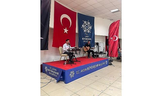 Aydınlılar Anneler Günü'nü Büyükşehir Belediyesi ile Birlikte Kutladı Aydınlılar Anneler Günü'nü Büyükşehir Belediyesi ile Birlikte Kutladı