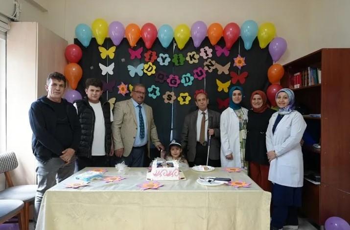 Kayseri Zabıtası Minik Asya'nın Doğum Gününü Kutladı Kayseri Zabıtası Minik Asya'nın Doğum Gününü Kutladı