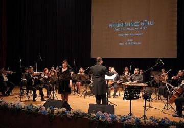 Sakarya, Büyükşehir Oda Orkestrası'nı keyifle dinledi